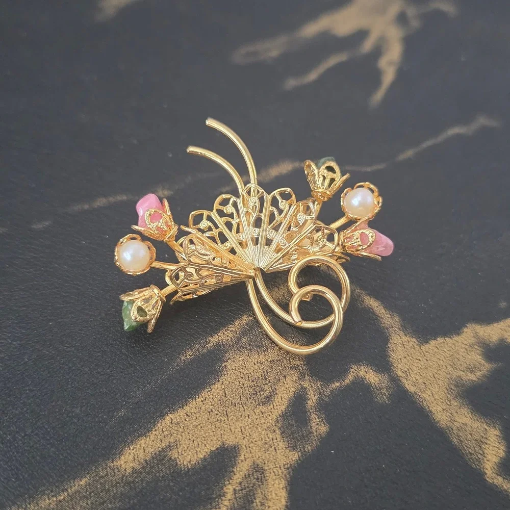Vintage Gold Tone Floral Filigree Brooch Pink Green Stone Faux Pearl Bouquet Pin